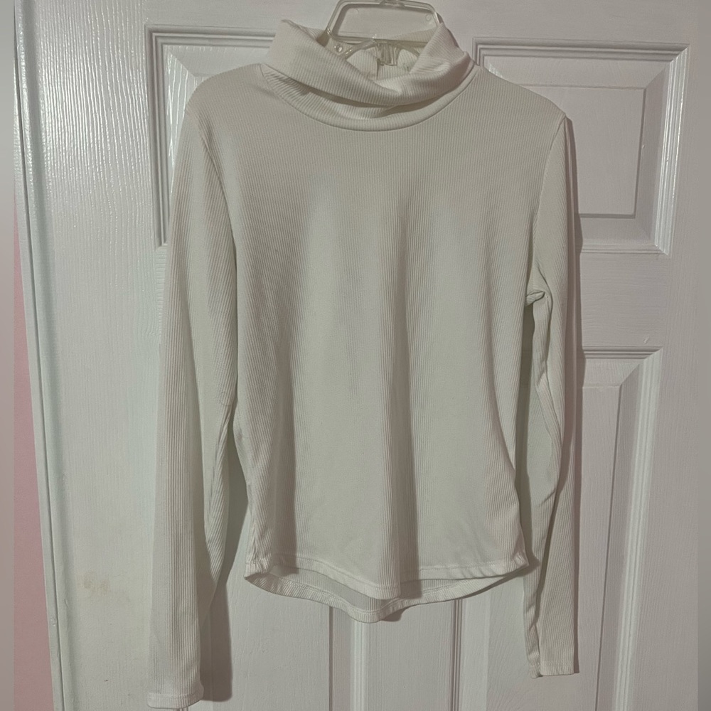 White turtle neck